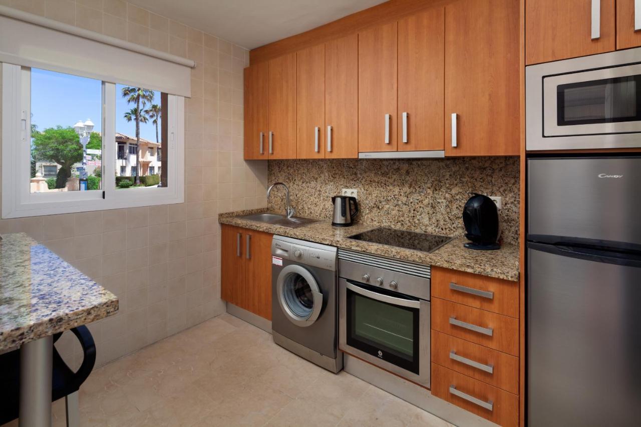 Playa & Beach Apartments Mijas Costa & Fuengirola By Alfresco Stays El Faro Kültér fotó