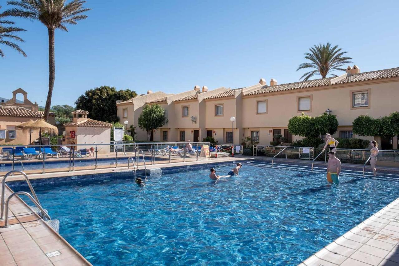 Playa & Beach Apartments Mijas Costa & Fuengirola By Alfresco Stays El Faro Kültér fotó