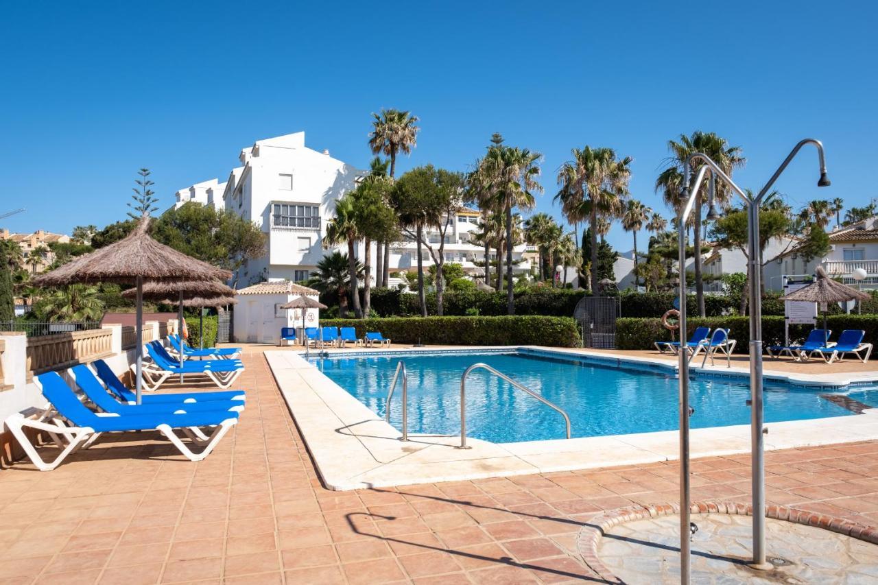 Playa & Beach Apartments Mijas Costa & Fuengirola By Alfresco Stays El Faro Kültér fotó