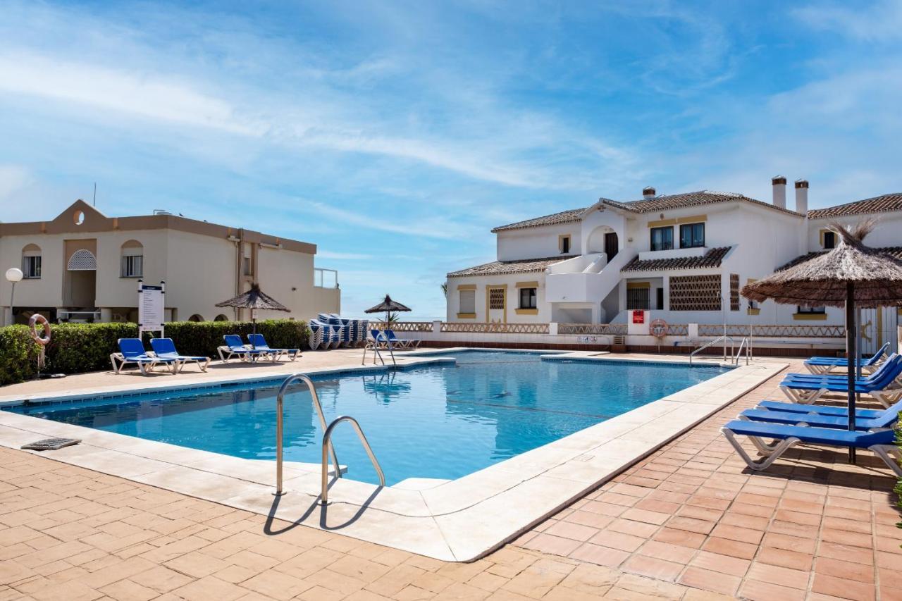 Playa & Beach Apartments Mijas Costa & Fuengirola By Alfresco Stays El Faro Kültér fotó