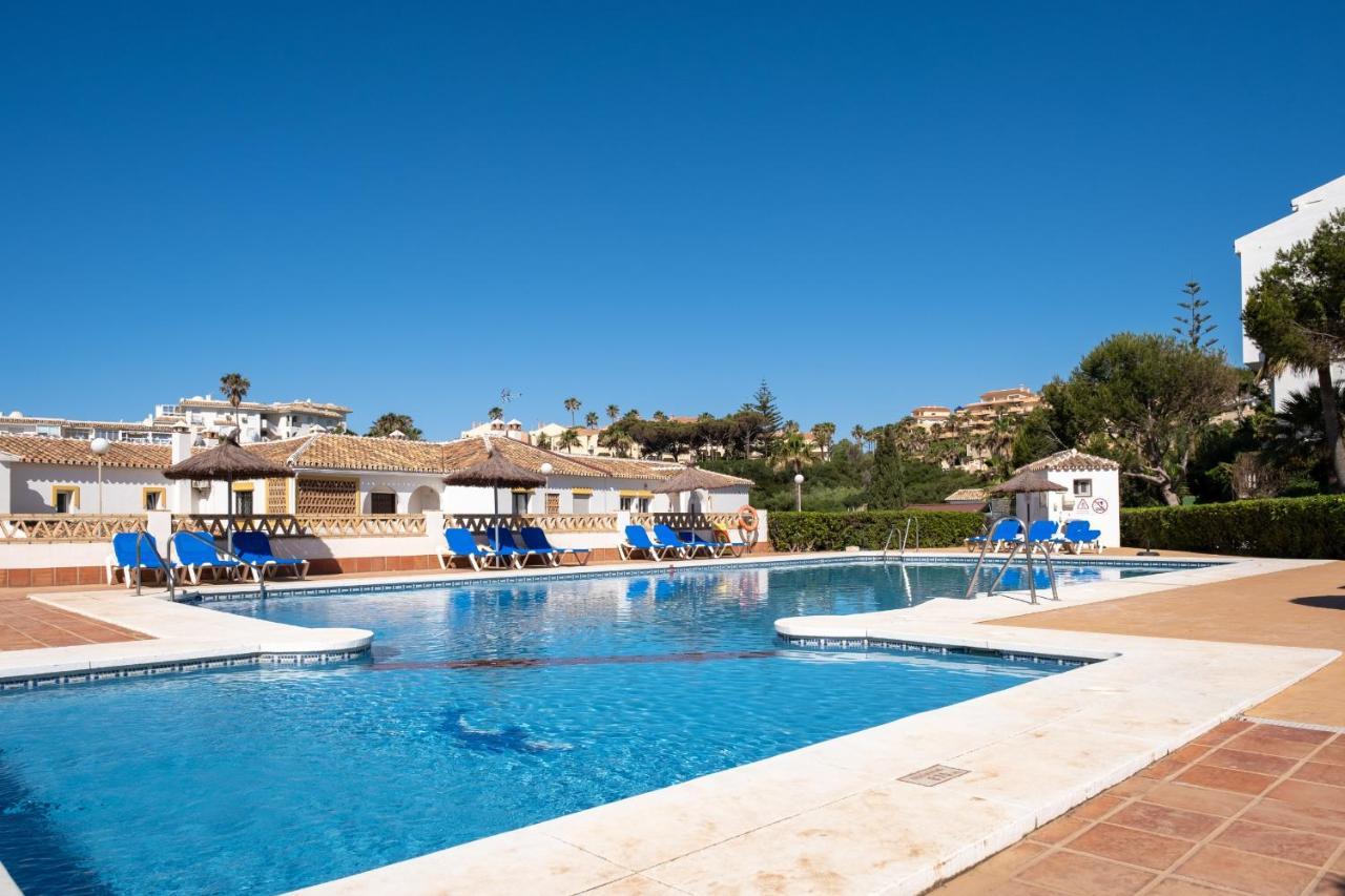 Playa & Beach Apartments Mijas Costa & Fuengirola By Alfresco Stays El Faro Kültér fotó