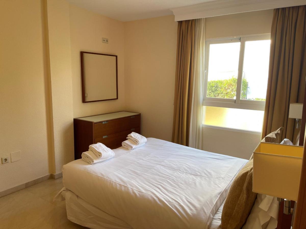 Playa & Beach Apartments Mijas Costa & Fuengirola By Alfresco Stays El Faro Kültér fotó