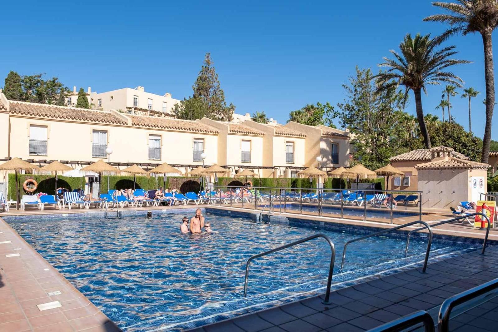 Playa & Beach Apartments Mijas Costa & Fuengirola By Alfresco Stays El Faro Kültér fotó