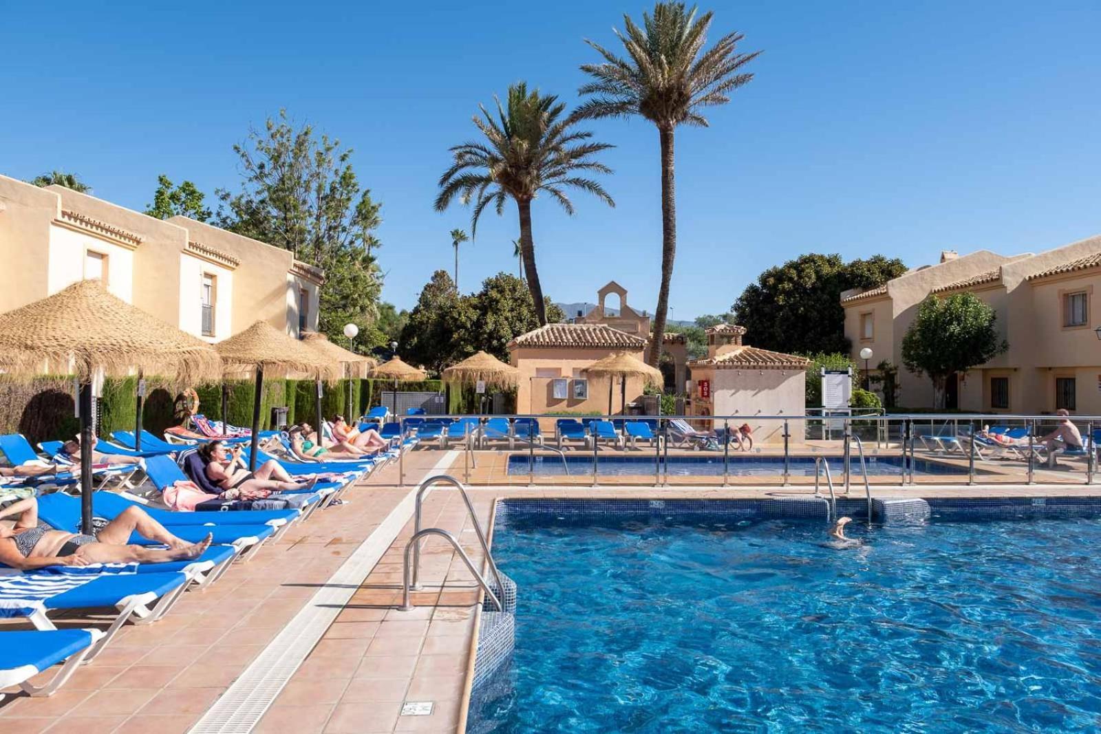 Playa & Beach Apartments Mijas Costa & Fuengirola By Alfresco Stays El Faro Kültér fotó