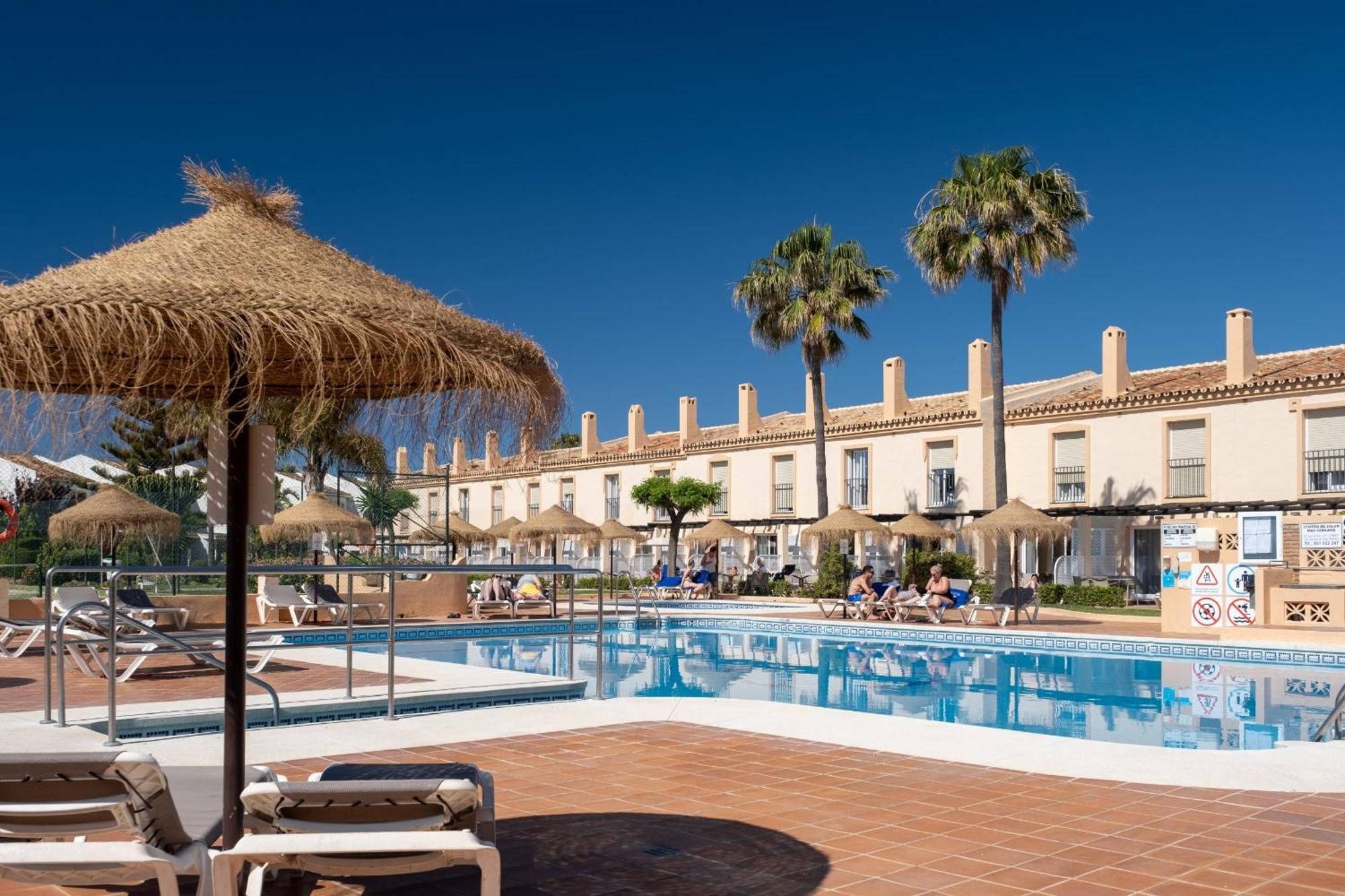 Playa & Beach Apartments Mijas Costa & Fuengirola By Alfresco Stays El Faro Kültér fotó